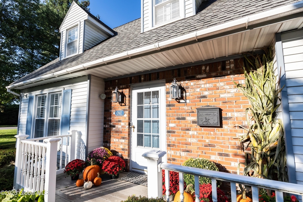 1 Patricia Lane - Photo 20