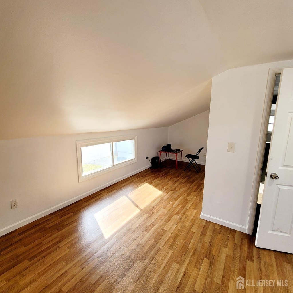 216 Bloomfield Avenue - Photo 20