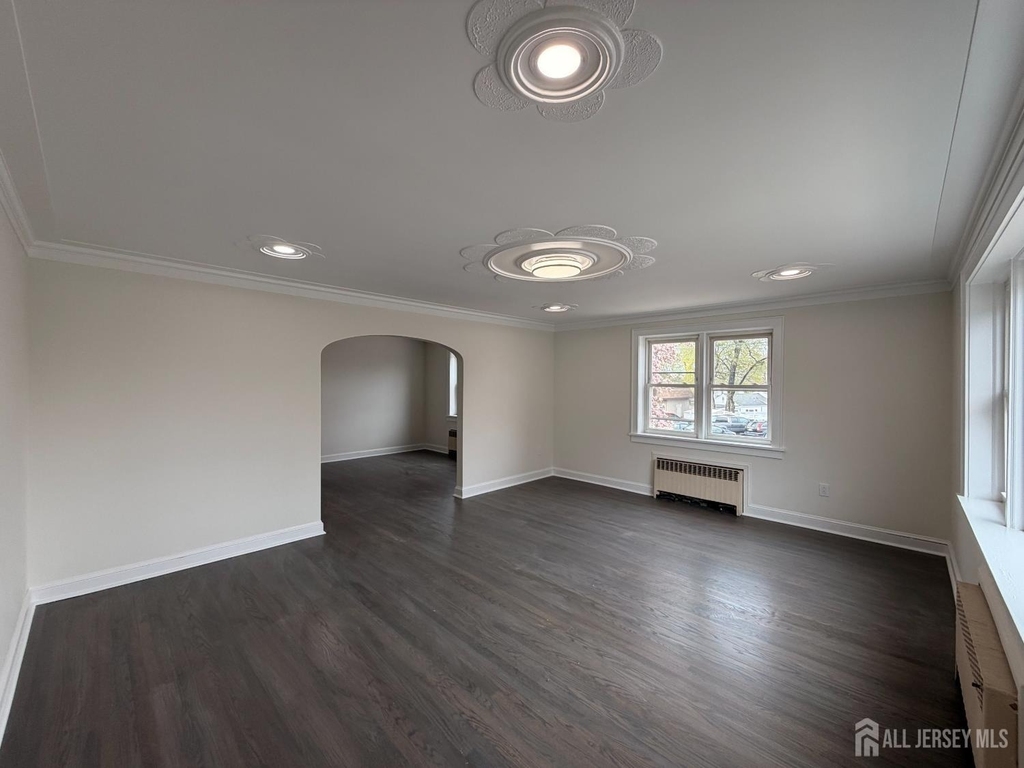 1020 Raritan Avenue - Photo 16