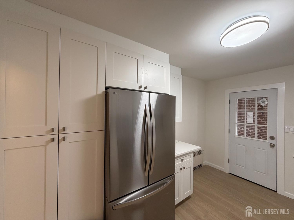 1020 Raritan Avenue - Photo 10