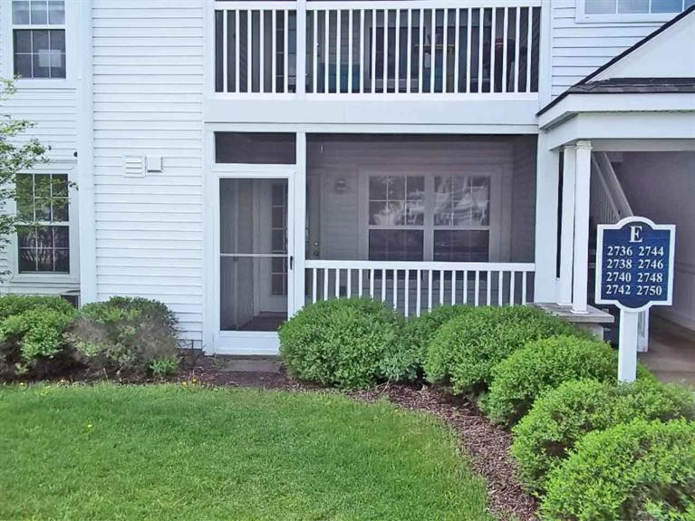 2736 S Knightsbridge Circle - Photo 1