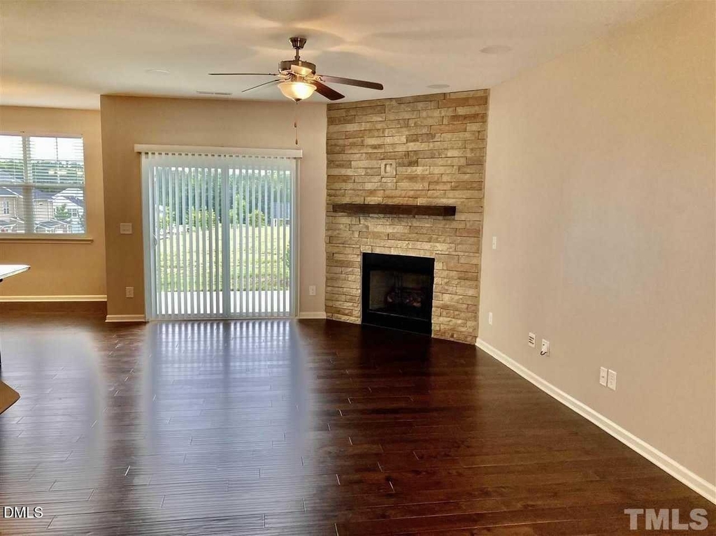 213 Churment Court - Photo 6
