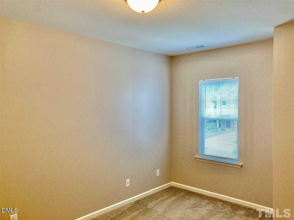 213 Churment Court - Photo 11