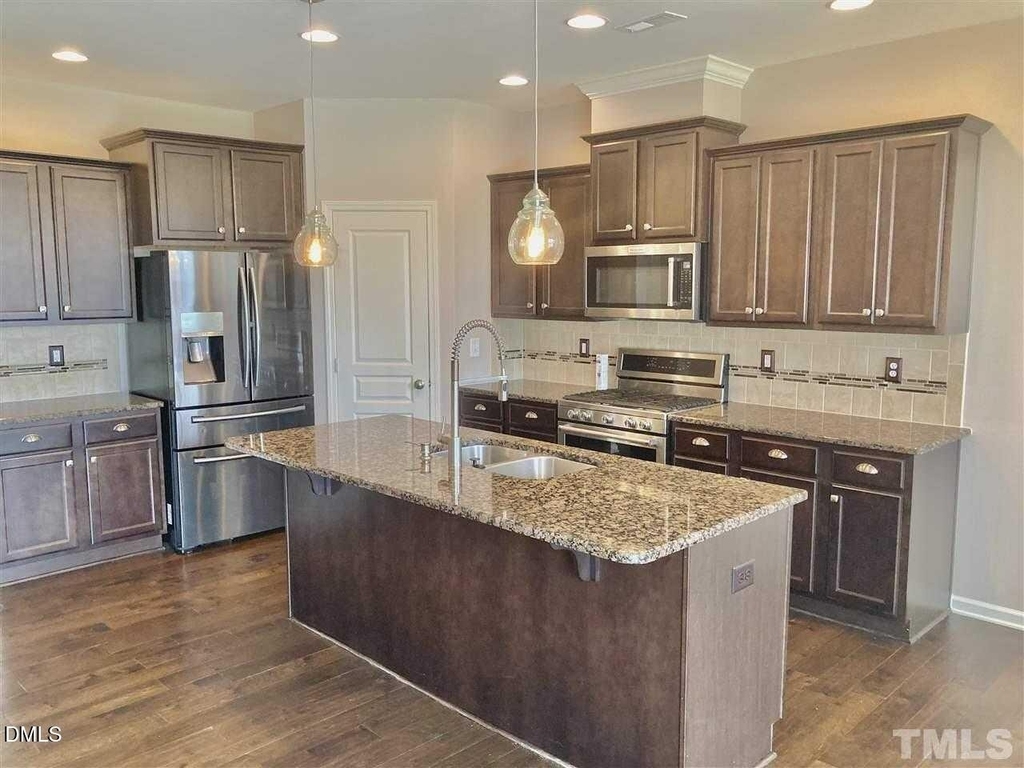 213 Churment Court - Photo 1