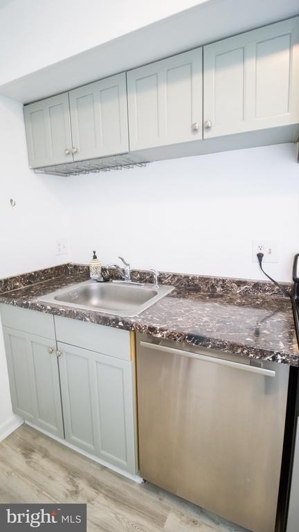 11602 Vantage Hill - Photo 9
