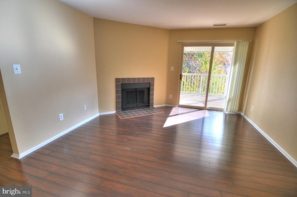 1793 Jonathan Way - Photo 6