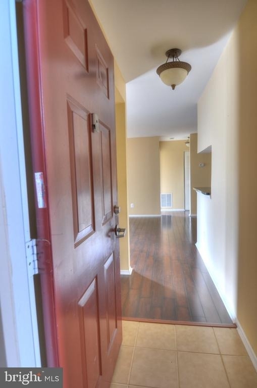 1793 Jonathan Way - Photo 2