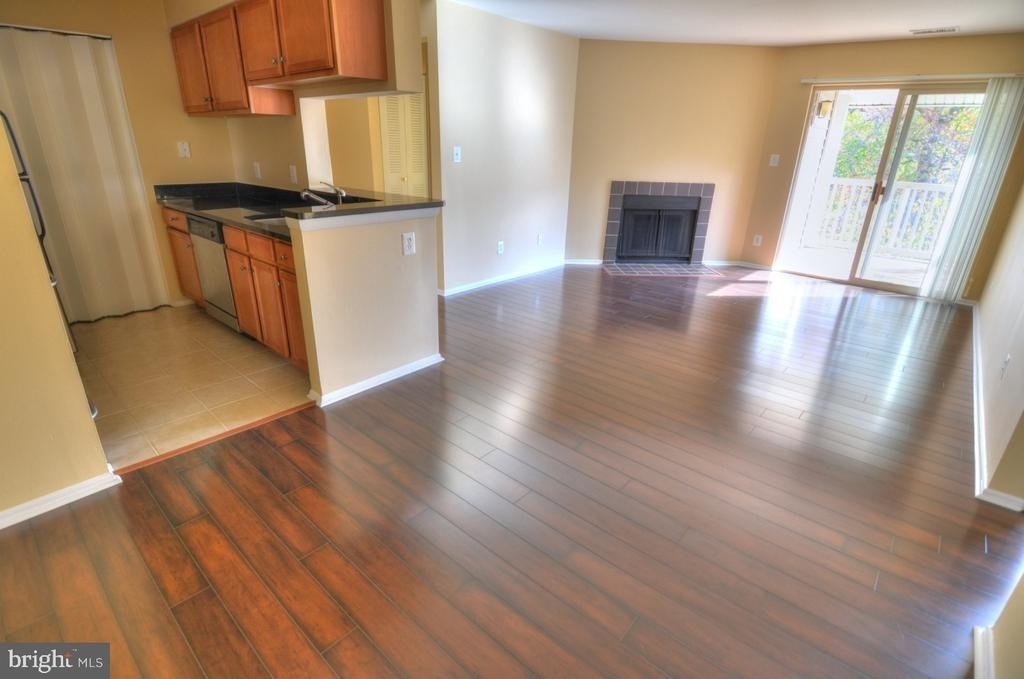 1793 Jonathan Way - Photo 0
