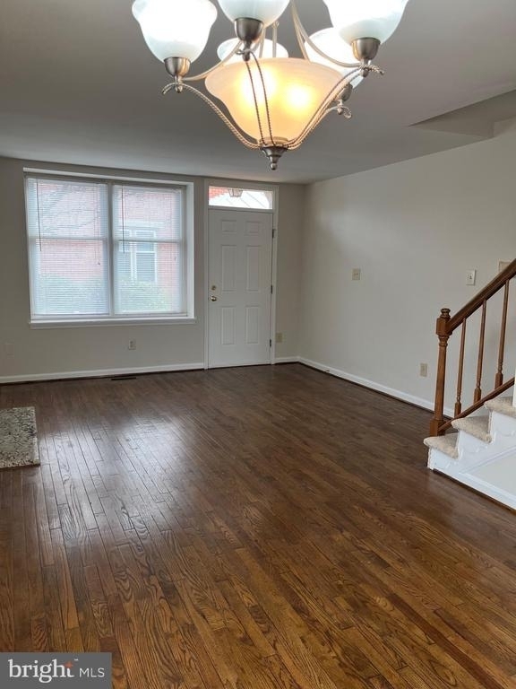 1533 Oronoco Street - Photo 4