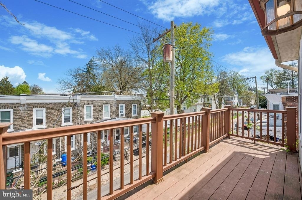447 Dupont Street - Photo 22