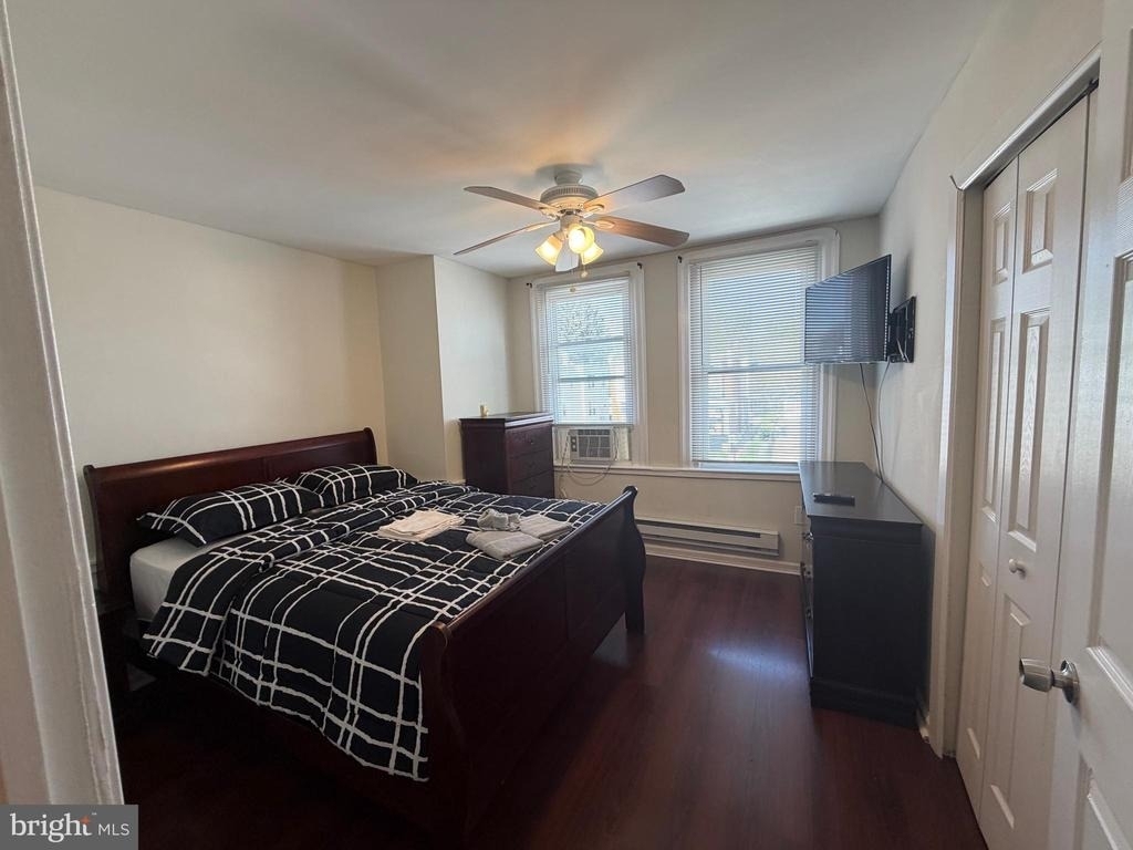 7105 Rising Sun Avenue - Photo 4