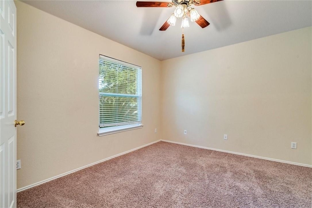 1307 Dillon Lake Bnd - Photo 19