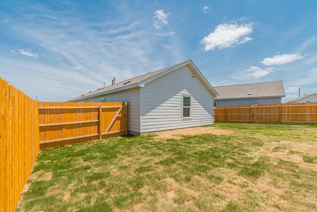 6406 Kemper Pl - Photo 4