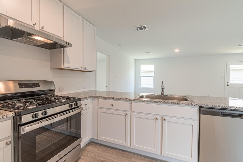 6406 Kemper Pl - Photo 16