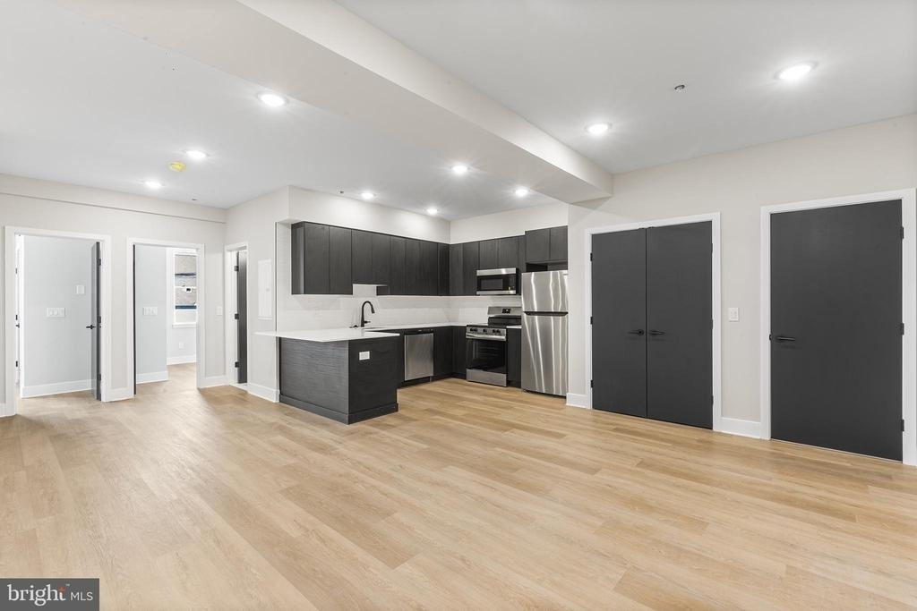 1903 Jackson Street - Photo 2