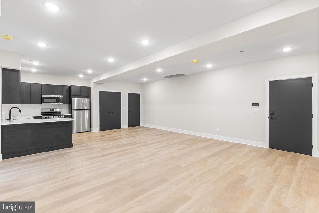 1903 Jackson Street - Photo 1