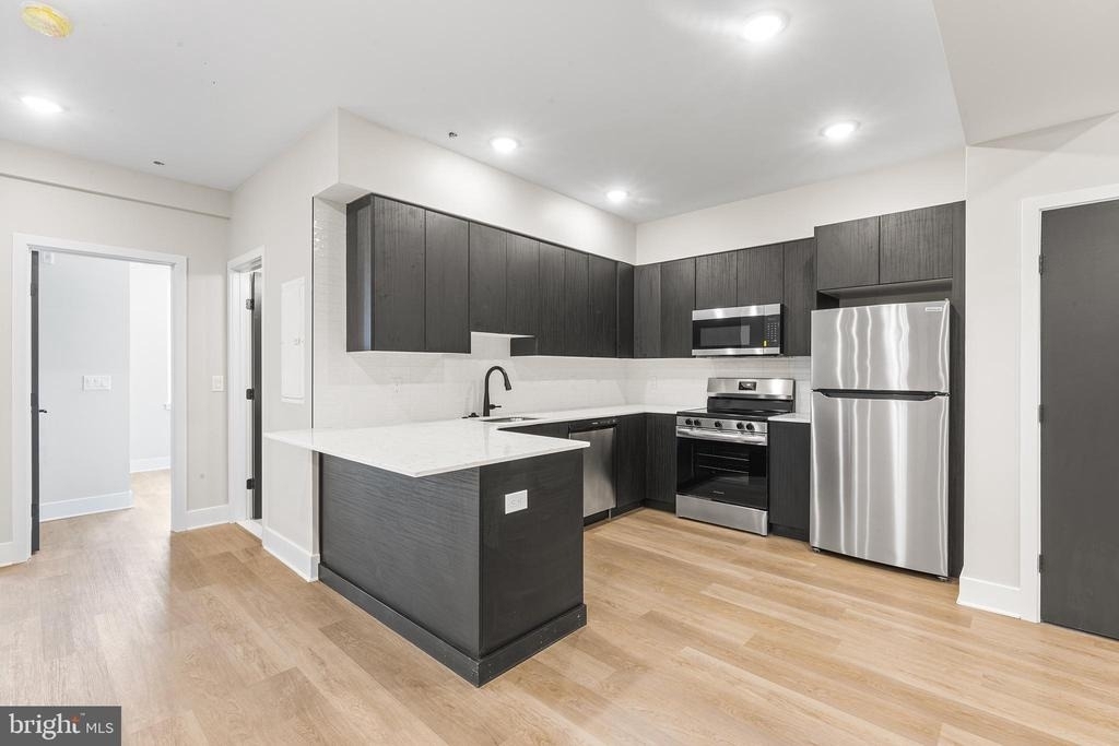 1903 Jackson Street - Photo 4