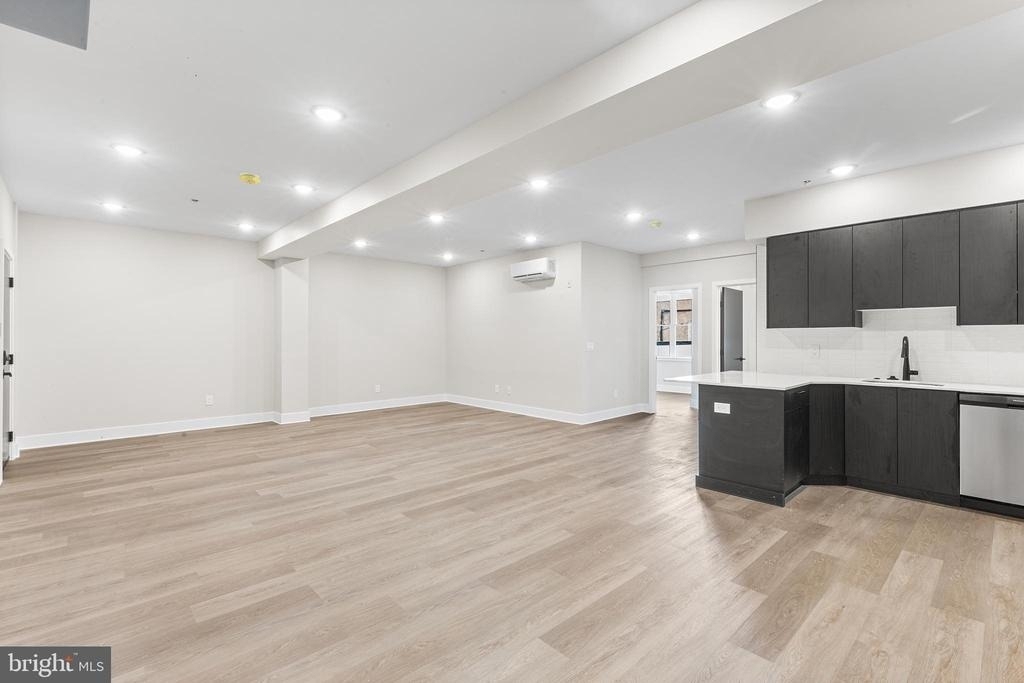 1903 Jackson Street - Photo 3