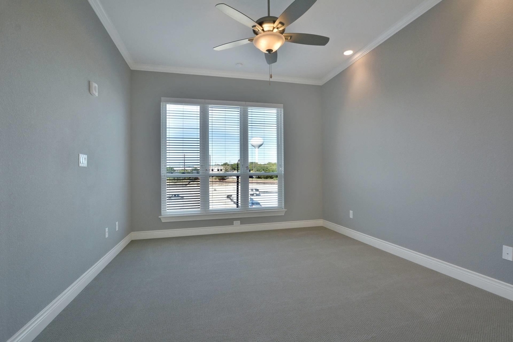 106 Bella Toscana Ave - Photo 12