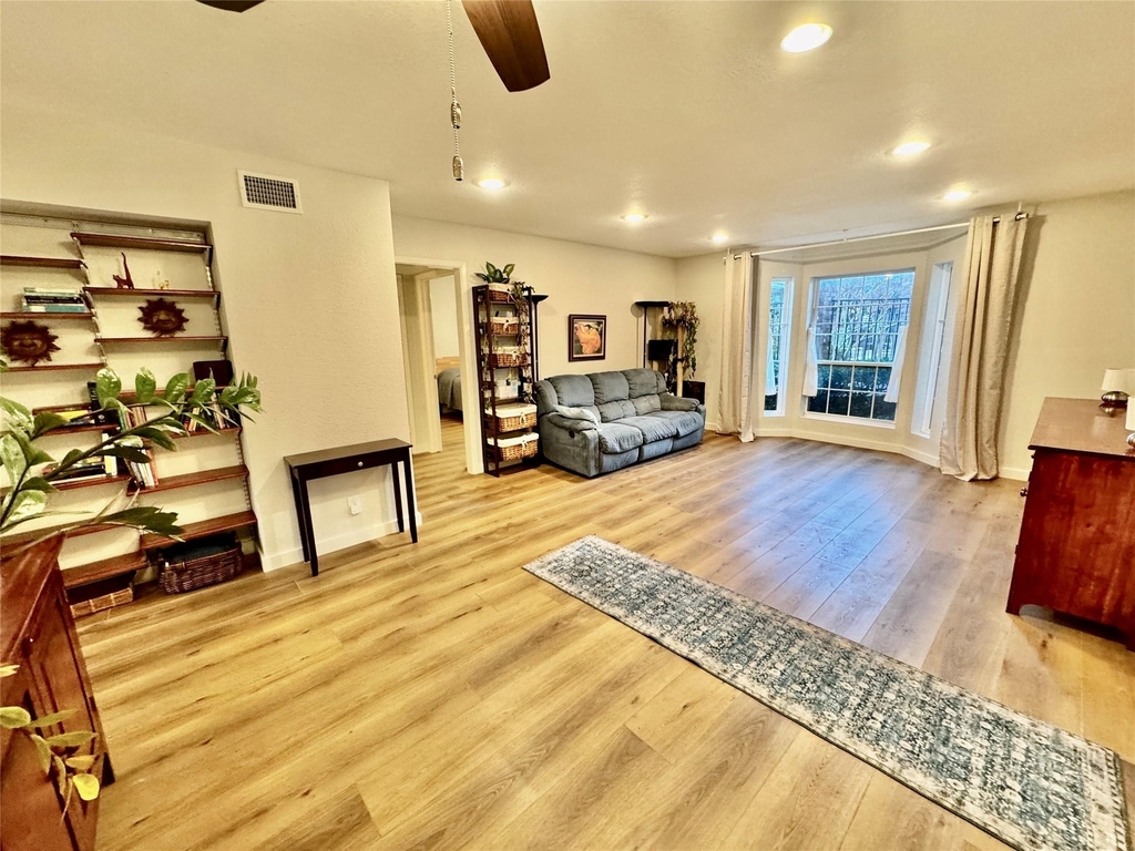 7920 Rockwood Ln - Photo 34