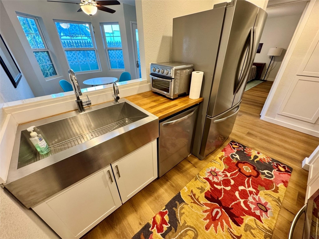 7920 Rockwood Ln - Photo 31