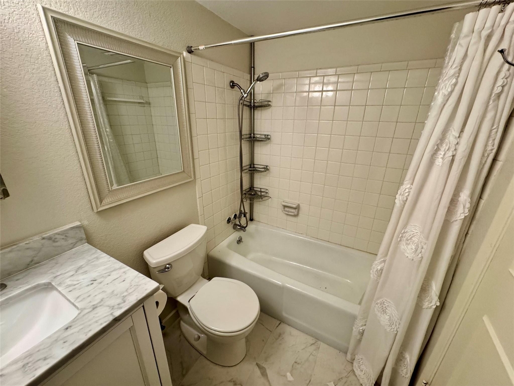 7920 Rockwood Ln - Photo 19