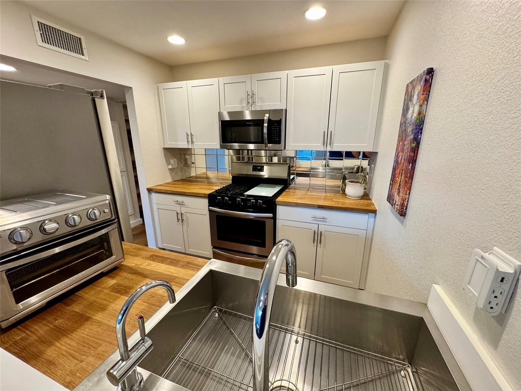 7920 Rockwood Ln - Photo 33