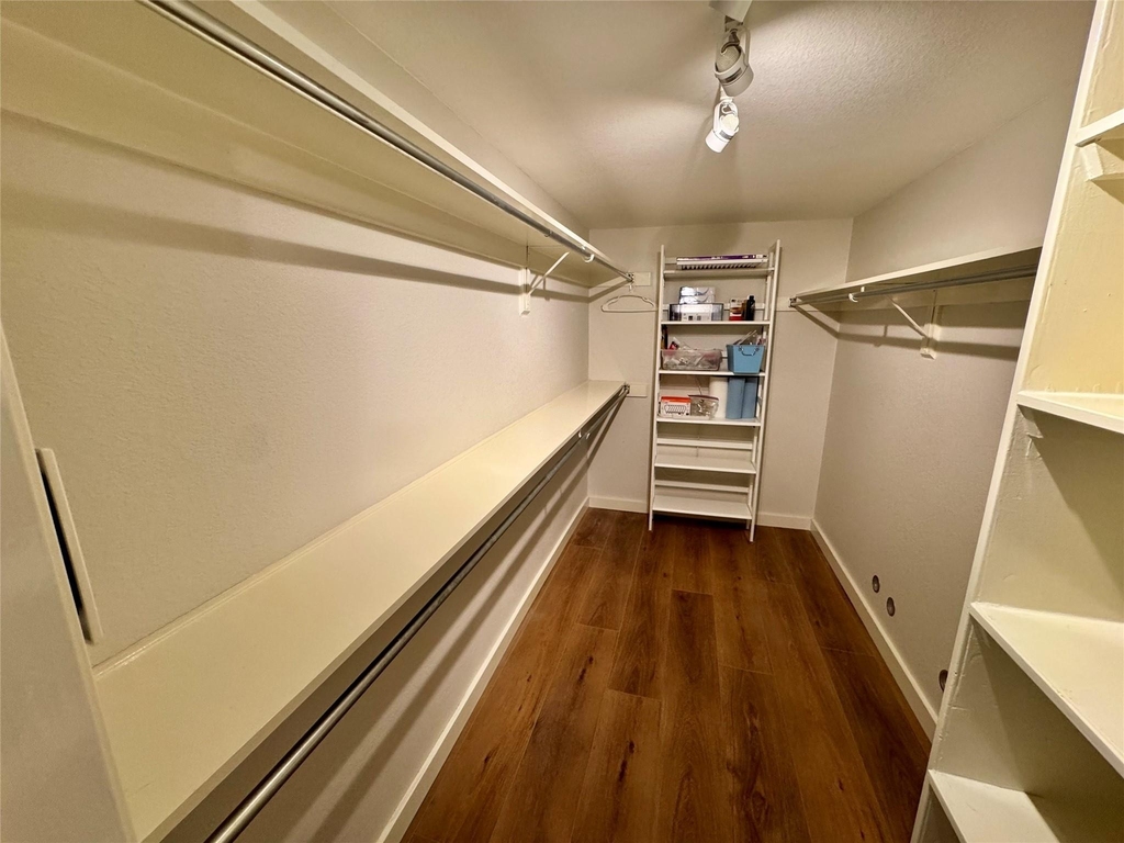 7920 Rockwood Ln - Photo 23