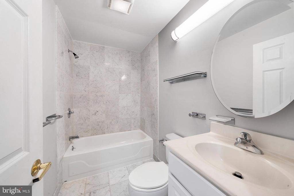 1500 Chestnut Street - Photo 18