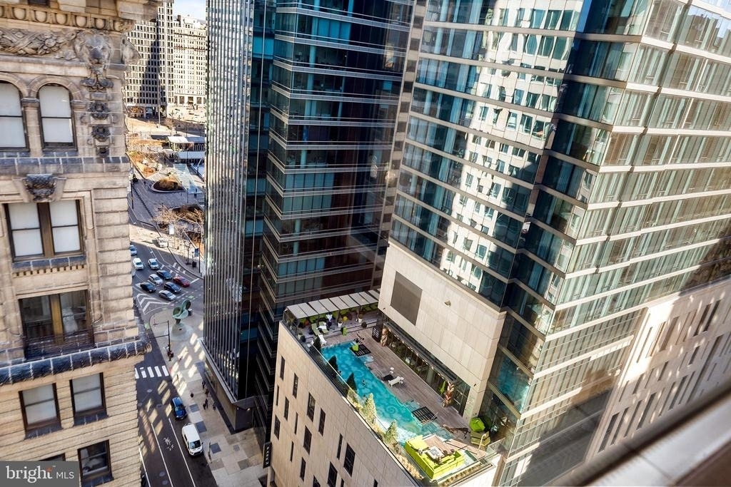 1500 Chestnut Street - Photo 13