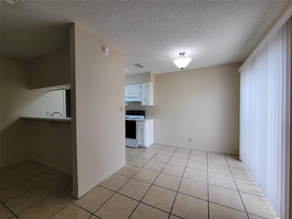 2804 Bull Run - Photo 4