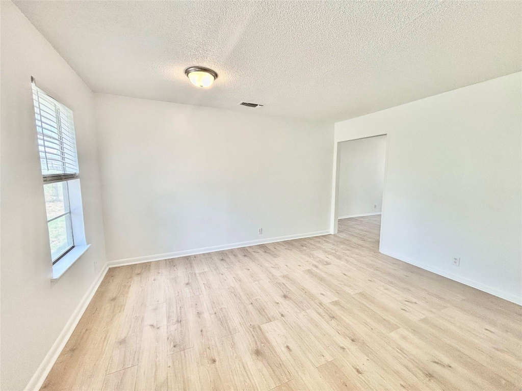 1708 Pennsylvania Ave - Photo 2