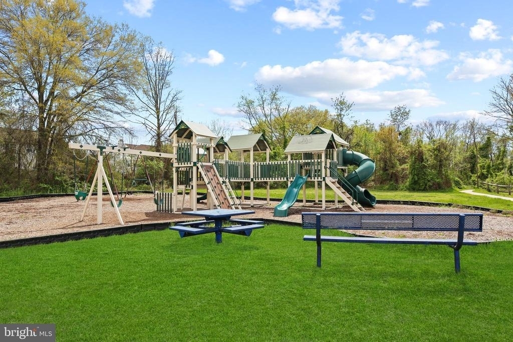 315 Catalano Lane - Photo 19