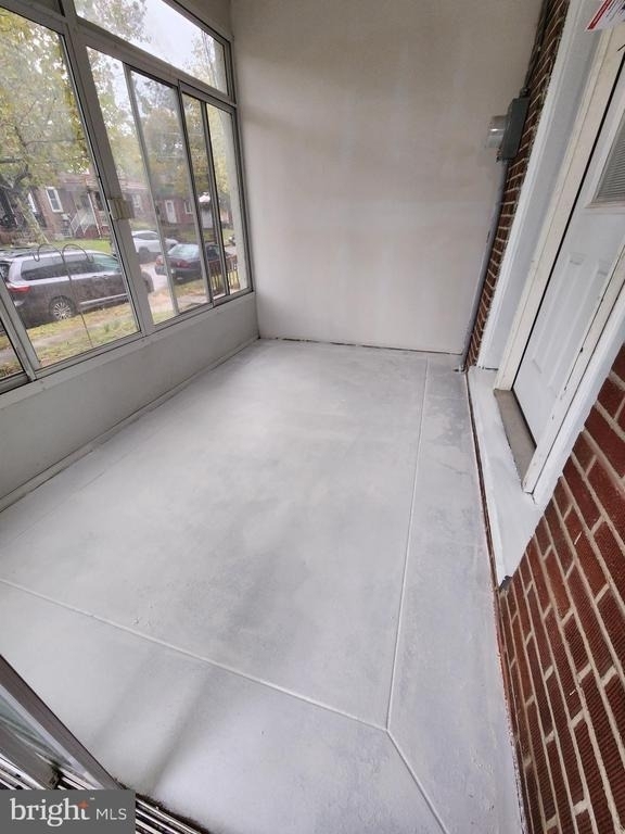 4621 Woodland Avenue - Photo 1