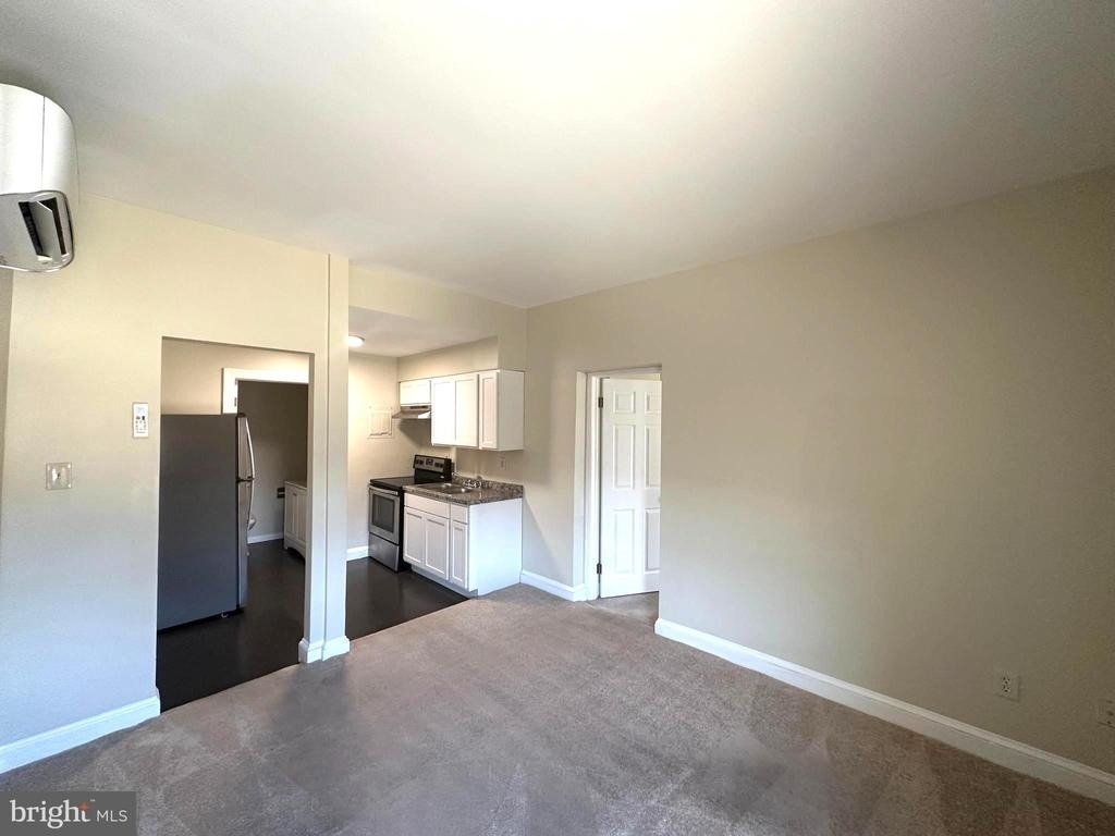 64 W Antietam Street - Photo 9