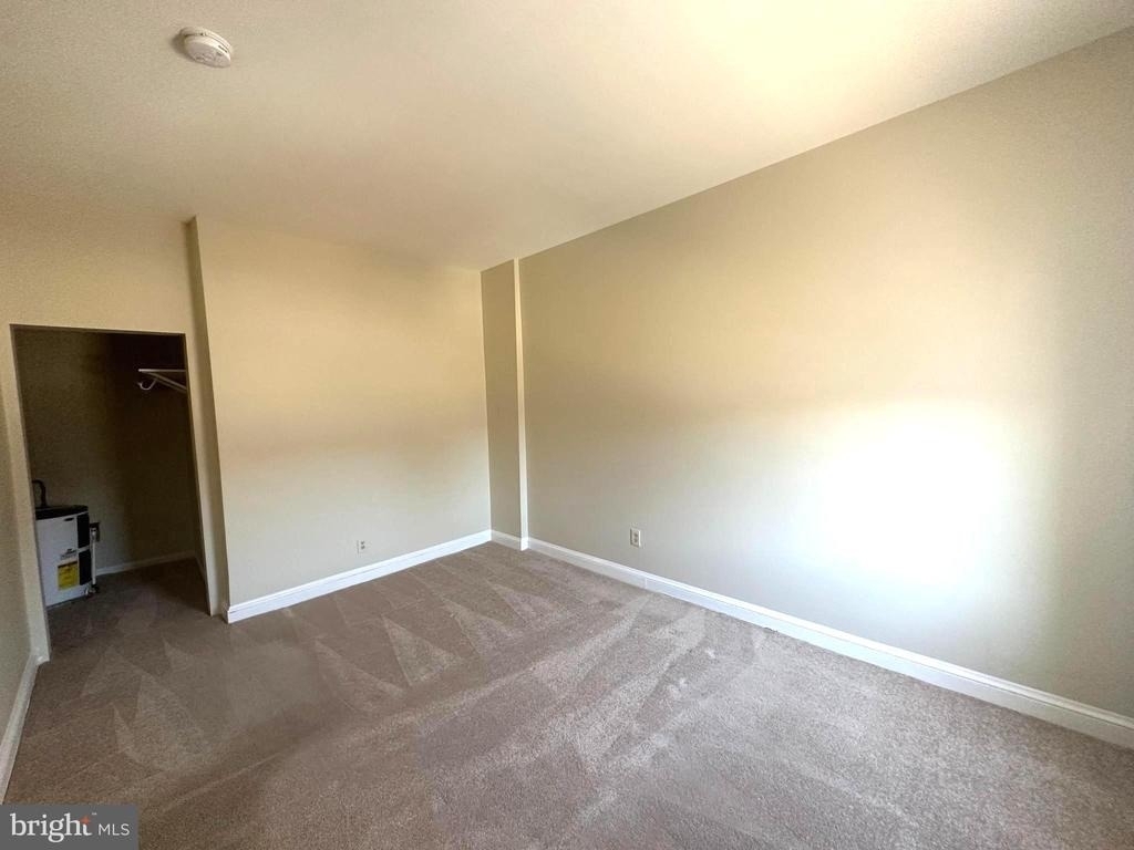 64 W Antietam Street - Photo 13