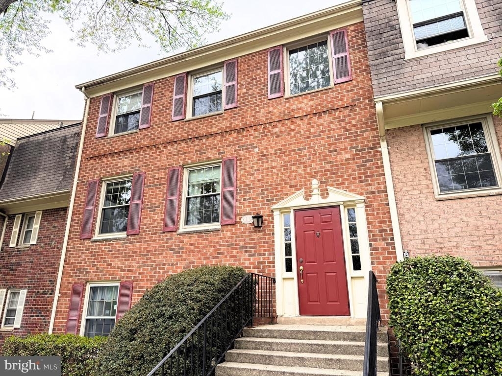 6008 Westchester Park Drive - Photo 13