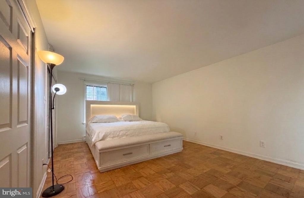 6008 Westchester Park Drive - Photo 6