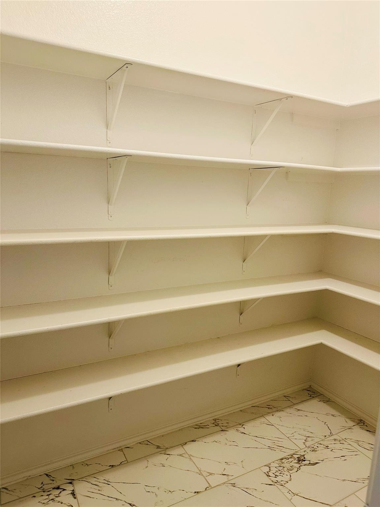 521 Paladen Pl - Photo 5