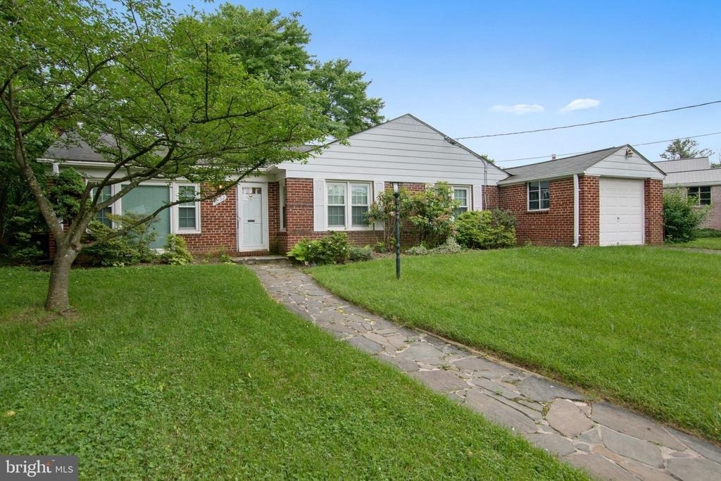 9702 Bellevue Drive - Photo 1
