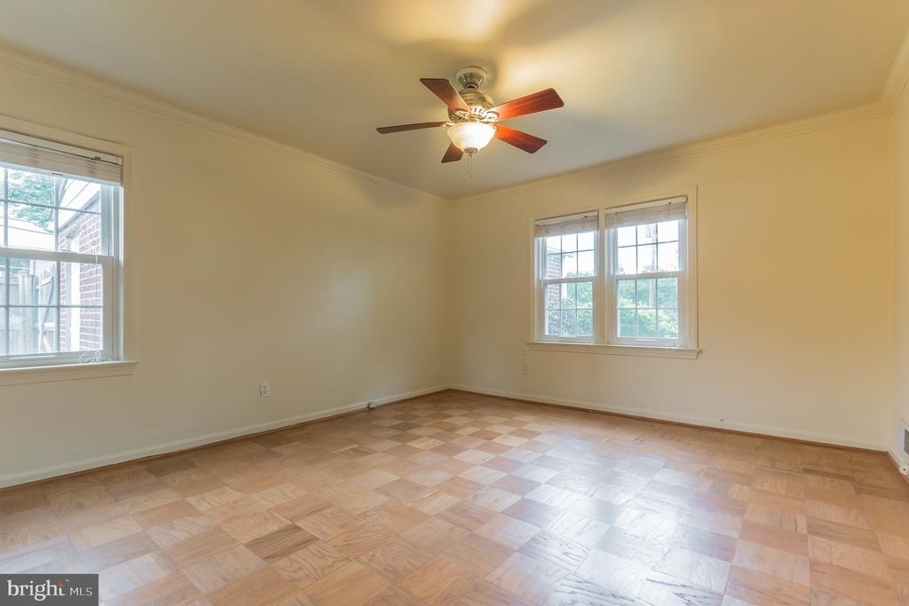 9702 Bellevue Drive - Photo 18