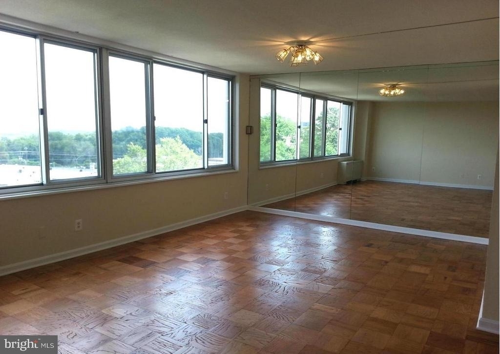 11801 Rockville Pike - Photo 2