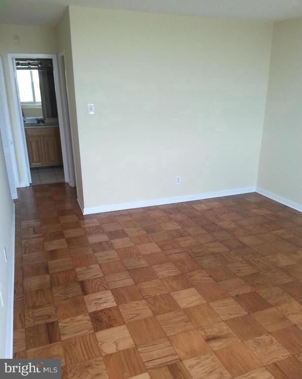 11801 Rockville Pike - Photo 5