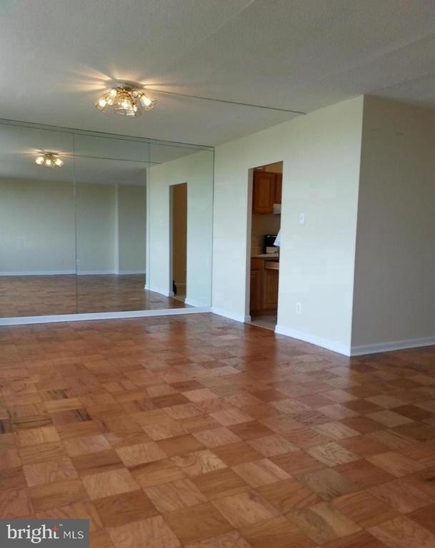 11801 Rockville Pike - Photo 3
