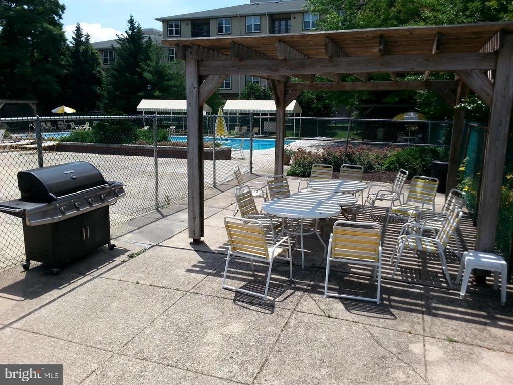 11801 Rockville Pike - Photo 13