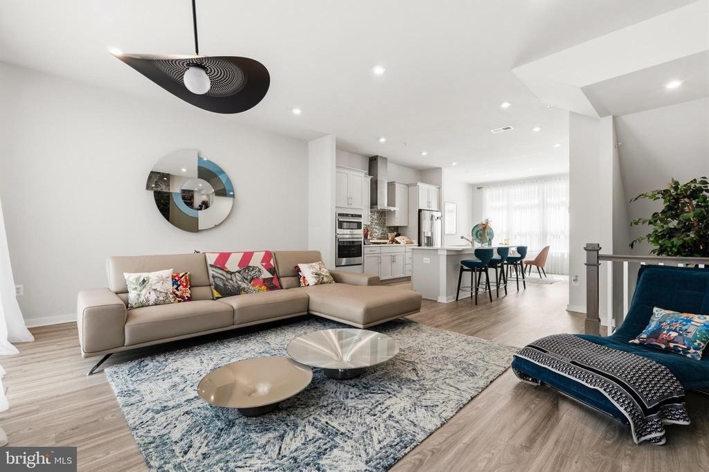 16233 Connors Way - Photo 3