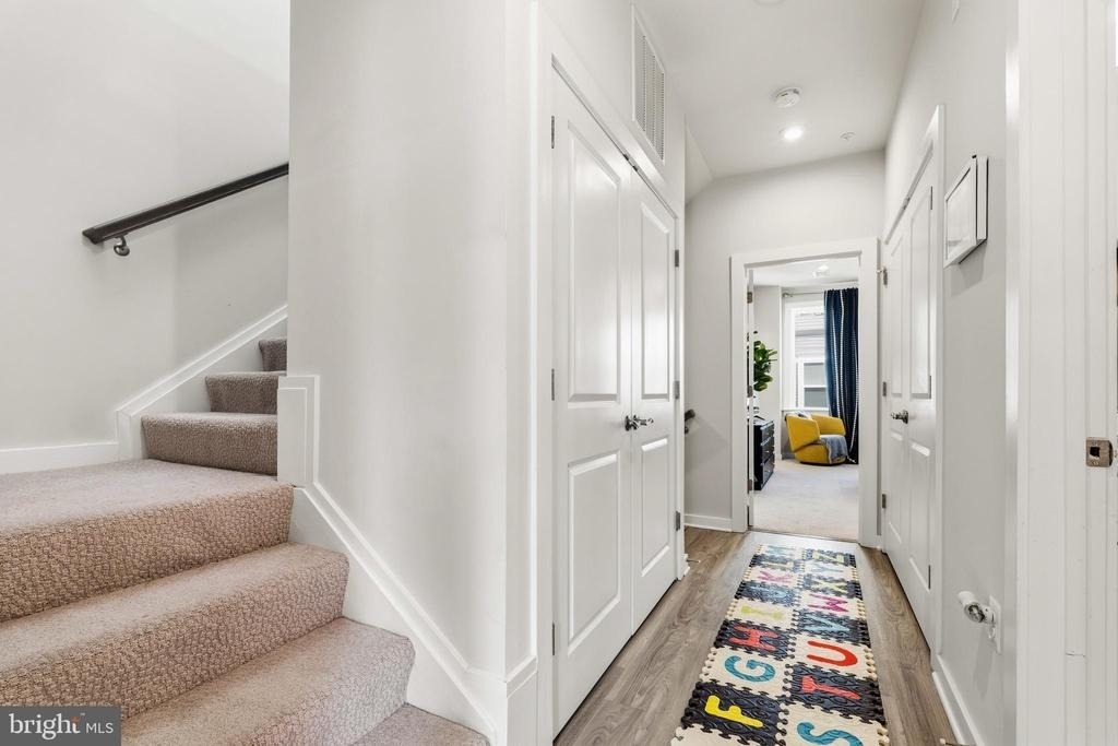 16233 Connors Way - Photo 14