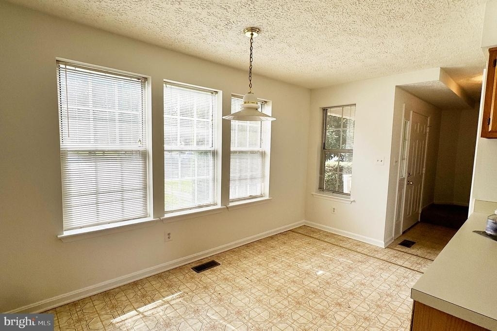 1520 Murray Place - Photo 3
