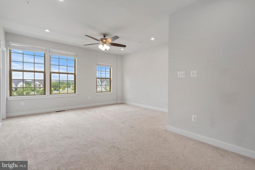 5908 Etterbeek Street - Photo 20