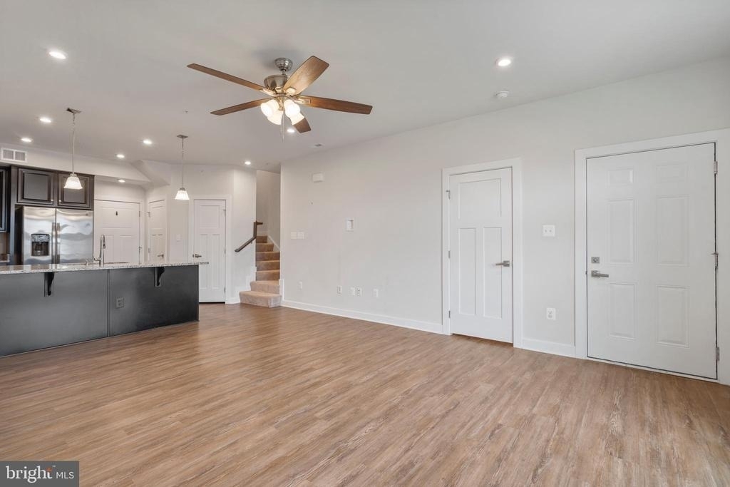 5908 Etterbeek Street - Photo 2
